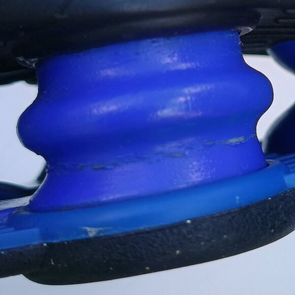 Nike Shox R4 Blue Silver Men’s 10.5 Running Shoes - Picture 4 of 10